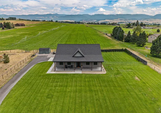 Photo 1 of Single family home for sale at 4810 Store Ln, Stevensville, MT 59870 | MLS# 30076628 | Listing updated on 2026-09-16