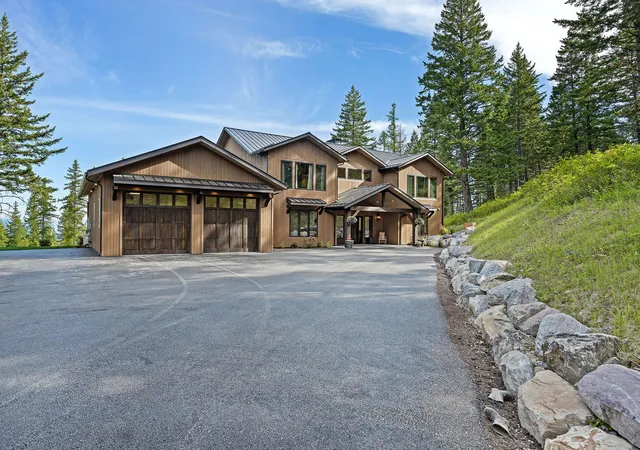 Photo 3 of Single family home for sale at 205 Pinto Trl, Bigfork, MT 59911 | MLS# 30076647 | Listing updated on 2026-09-02
