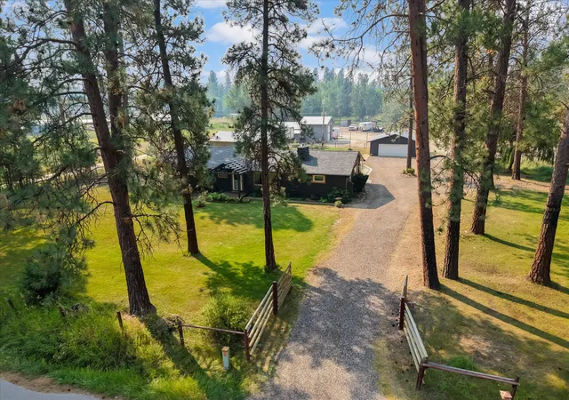 Photo 1 of Single family home for sale at 4725 E Carlton Crk Rd, Florence, MT 59833 | MLS# 30076535 | Listing updated on 2026-09-16