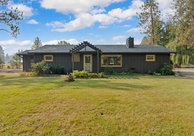 Photo 3 of Single family home for sale at 4725 E Carlton Crk Rd, Florence, MT 59833 | MLS# 30076535 | Listing updated on 2026-09-16