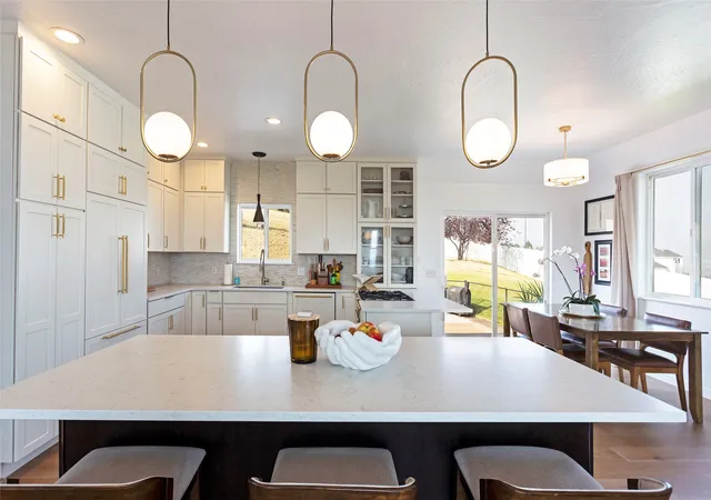 Photo 4 of Single family home for sale at 1765 Shadow Ln, Missoula, MT 59803 | MLS# 30076637 | Listing updated on 2026-09-08