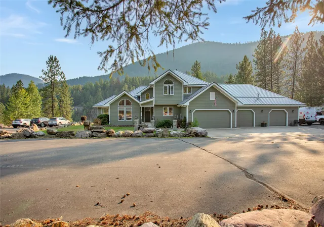 Photo 2 of Single family home for sale at 221 Whitewater Hts, Superior, MT 59872 | MLS# 30075270 | Listing updated on 2026-08-31