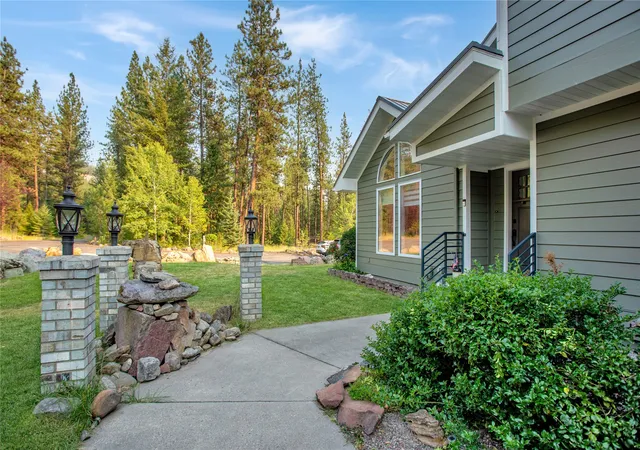 Photo 3 of Single family home for sale at 221 Whitewater Hts, Superior, MT 59872 | MLS# 30075270 | Listing updated on 2026-10-06