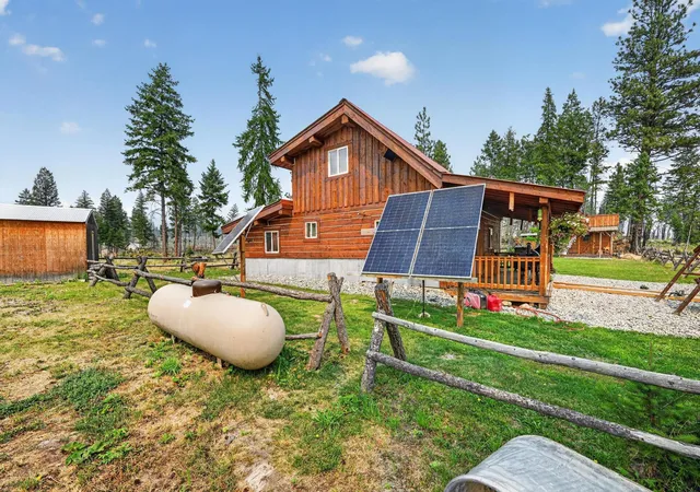 Photo 3 of Single family home for sale at 84 Ruger Dr, Rexford, MT 59930 | MLS# 30076595 | Listing updated on 2026-09-15