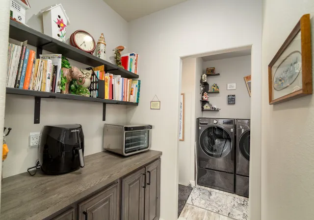 Photo 3 of Manufactured home for sale at 1929 Oriole Dr, Missoula, MT 59808 | MLS# 30076486 | Listing updated on 2026-09-04