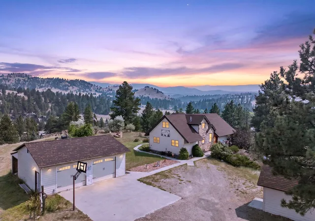 Photo 2 of Single family home for sale at 11 Westover Gulch Rd, Jefferson City, MT 59638 | MLS# 30076692 | Listing updated on 2026-09-21