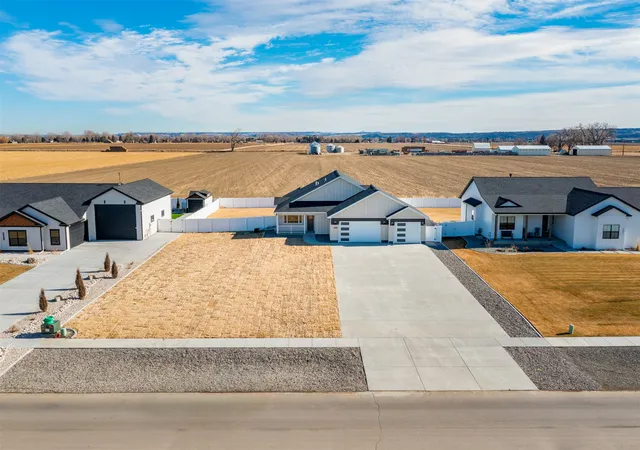 Photo 2 of Single family home for sale at 2239 Slate Rd, Billings, MT 59106 | MLS# 30076711 | Listing updated on 2026-09-20