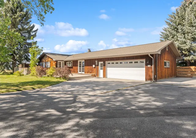 Photo 1 of Single family home for sale at 780 Mason Ln, Corvallis, MT 59828 | MLS# 30076131 | Listing updated on 2026-09-18