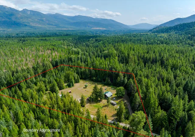 Photo 3 of Single family home for sale at 1041 Kern Rd, Troy, MT 59935 | MLS# 30076691 | Listing updated on 2026-09-12