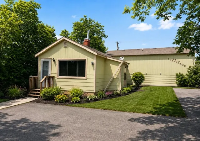 Photo 2 of Multi family home for sale at 1213 Cleveland St, Missoula, MT 59801 | MLS# 30076703 | Listing updated on 2026-09-10