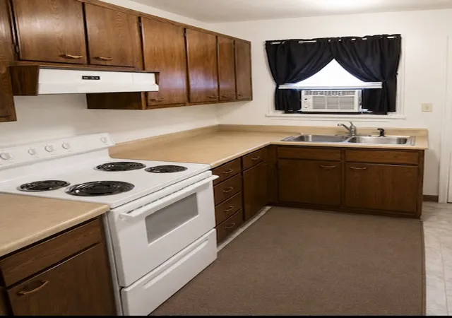 Photo 3 of Multi family home for sale at 1213 Cleveland St, Missoula, MT 59801 | MLS# 30076703 | Listing updated on 2026-09-10