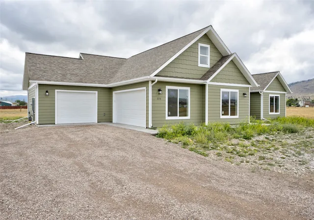 Photo 2 of Single family home for sale at 375 Teelon Ct, Helena, MT 59602 | MLS# 30076764 | Listing updated on 2026-09-12
