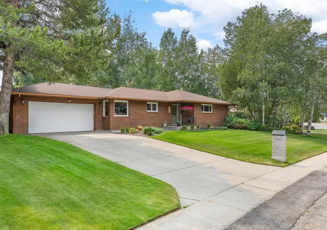 Photo 1 of Single family home for sale at 130 Rampart Dr, Butte, MT 59701 | MLS# 30076802 | Listing updated on 2026-10-21