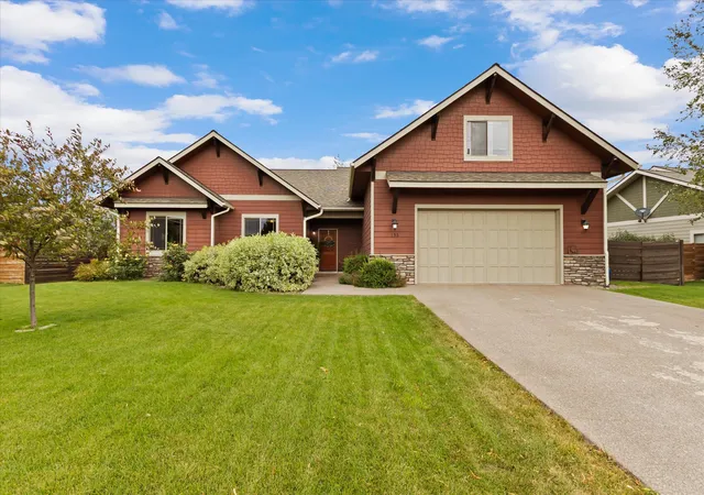 Photo 1 of Single family home for sale at 135 Owl Crk Trl, Kalispell, MT 59901 | MLS# 30076862 | Listing updated on 2026-09-20
