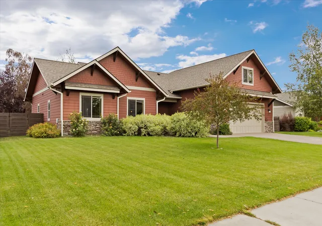 Photo 2 of Single family home for sale at 135 Owl Crk Trl, Kalispell, MT 59901 | MLS# 30076862 | Listing updated on 2026-09-20