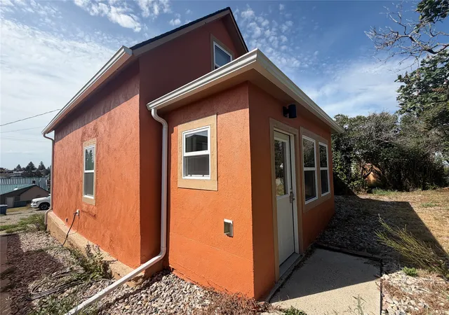 Photo 3 of Single family home for sale at 304 E Larime St, White Sulphur Springs, MT 59645 | MLS# 30076903 | Listing updated on 2026-09-10