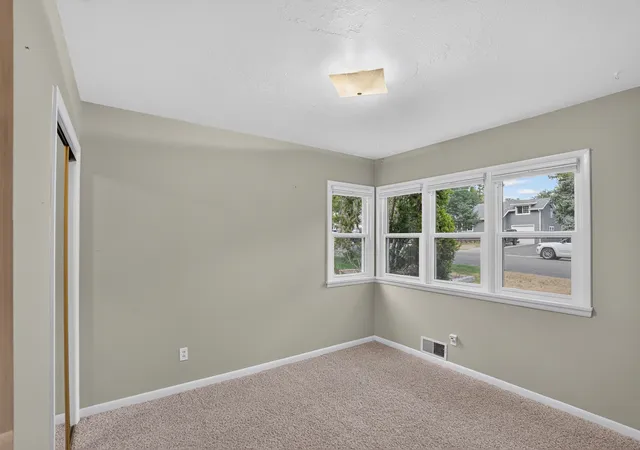 Photo 4 of Single family home for sale at 2702 Louise Ln, Billings, MT 59102 | MLS# 30076886 | Listing updated on 2026-09-17
