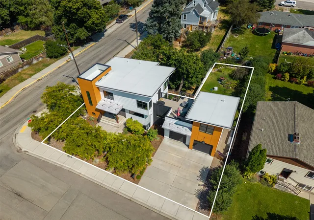 Photo 3 of Single family home for sale at 2250 Raymond Ave, Missoula, MT 59802 | MLS# 30076594 | Listing updated on 2026-09-04