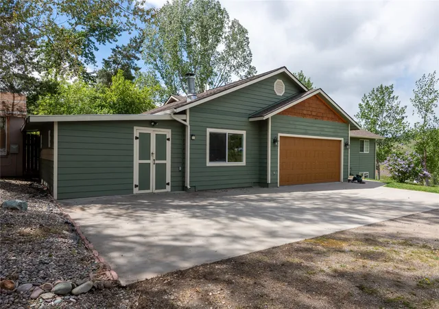 Photo 3 of Single family home for sale at 11720 Gopher Dr, Missoula, MT 59808 | MLS# 30076968 | Listing updated on 2026-09-22