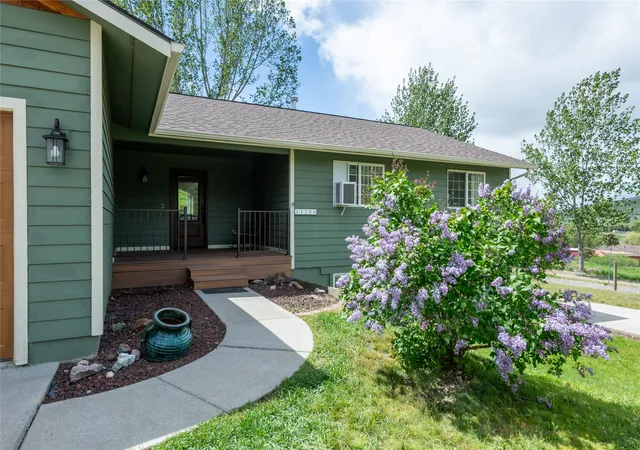 Photo 4 of Single family home for sale at 11720 Gopher Dr, Missoula, MT 59808 | MLS# 30076968 | Listing updated on 2026-09-22