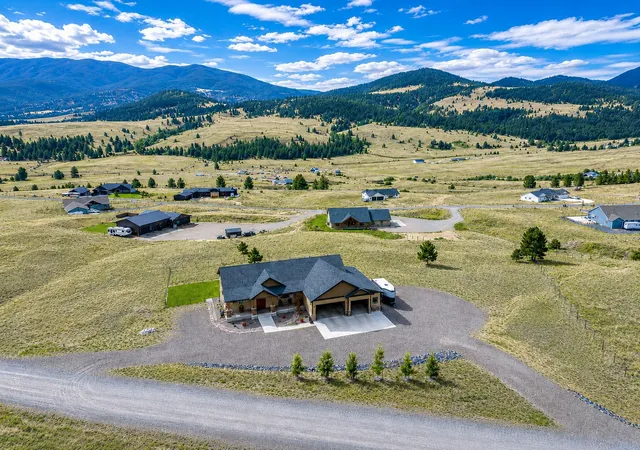 Photo 1 of Single family home for sale at 30 Sentinel Trl, Jefferson City, MT 59638 | MLS# 30076807 | Listing updated on 2026-10-06