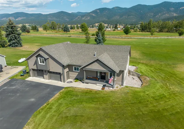 Photo 3 of Single family home for sale at 17710 Wild Goose Ln, Frenchtown, MT 59834 | MLS# 30076291 | Listing updated on 2026-09-11