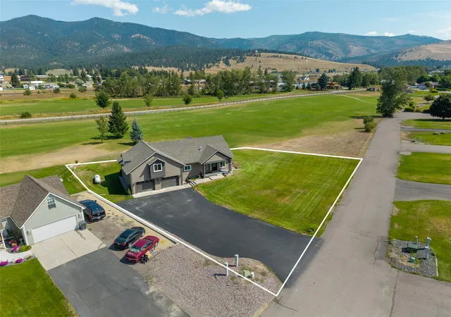 Photo 4 of Single family home for sale at 17710 Wild Goose Ln, Frenchtown, MT 59834 | MLS# 30076291 | Listing updated on 2026-09-11