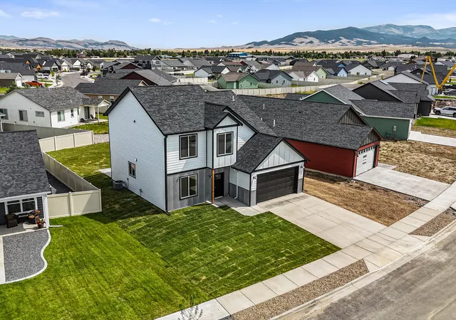 Photo 2 of Single family home for sale at 257 Stirling Loop, East Helena, MT 59635 | MLS# 30076501 | Listing updated on 2026-09-20