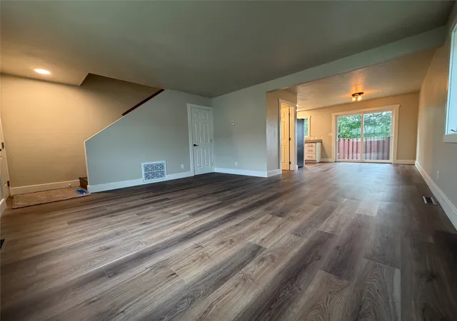 Photo 3 of Townhouse for sale at 3007 Meadowlark Ln, Butte, MT 59701 | MLS# 30077020 | Listing updated on 2026-09-14