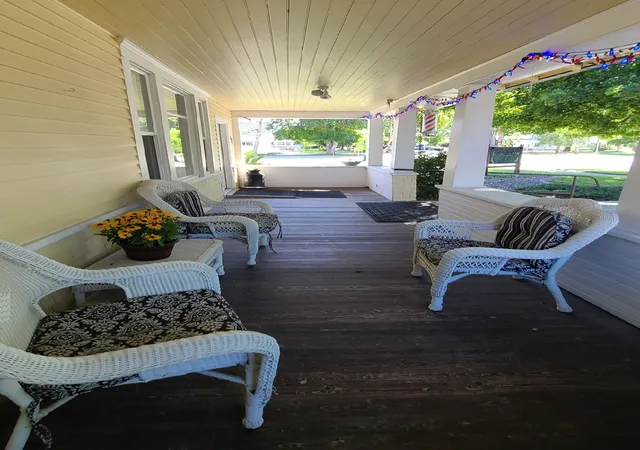 Photo 3 of Single family home for sale at 424 S 2nd Street, Hamilton, MT 59840 | MLS# 30077027 | Listing updated on 2026-09-04