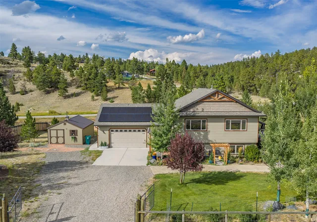 Photo 3 of Single family home for sale at 5345 Stallion Ridge Dr, Helena, MT 59602 | MLS# 30077077 | Listing updated on 2026-09-11