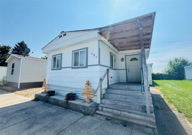 Photo 1 of Single family home for sale at 521 S Caravan St, Missoula, MT 59808 | MLS# 30077014 | Listing updated on 2026-09-14