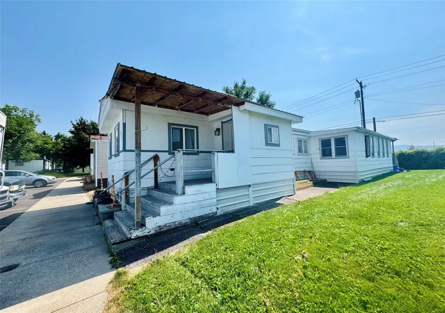 Photo 3 of Single family home for sale at 521 S Caravan St, Missoula, MT 59808 | MLS# 30077014 | Listing updated on 2026-09-14
