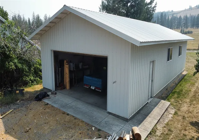 Photo 3 of Single family home for sale at 307 2nd Avenue S, Hot Springs, MT 59845 | MLS# 30077061 | Listing updated on 2026-08-31