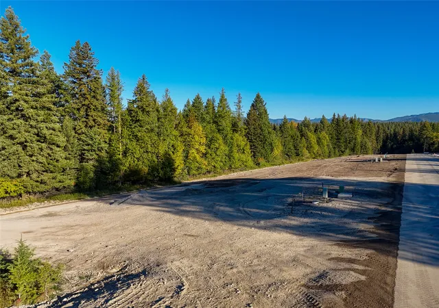 Photo 3 of Land for sale at 513 Gleneagles Trl, Columbia Falls, MT 59912 | MLS# 30077047 | Listing updated on 2026-09-15