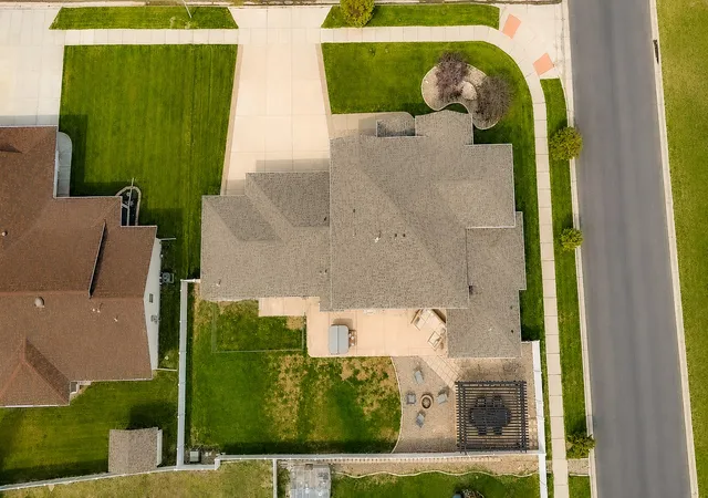 Photo 3 of Mansion for sale at 1300 Beargrass Dr, Great Falls, MT 59404 | MLS# 30077129 | Listing updated on 2026-09-14