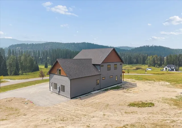Photo 3 of Single family home for sale at 229 River Ranch Rd, Whitefish, MT 59937 | MLS# 30077092 | Listing updated on 2026-09-15