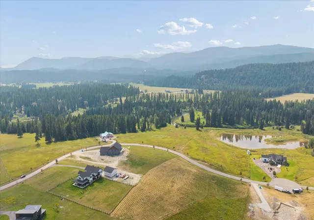 Photo 3 of Single family home for sale at 229 River Ranch Rd, Whitefish, MT 59937 | MLS# 30077092 | Listing updated on 2026-09-15