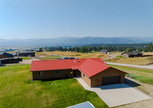 Single family home for sale at 9 Fairway Ct, Plains, MT 59859 | MLS# 30077030