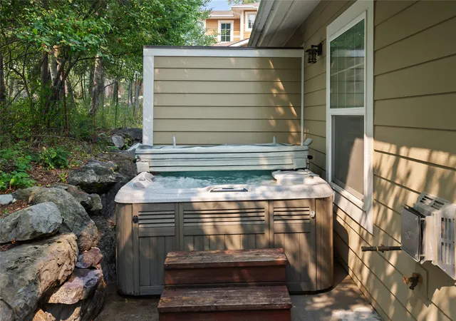 Photo 2 of Townhouse for sale at 606 Geddes Ave, Whitefish, MT 59937 | MLS# 30076570 | Listing updated on 2026-09-15