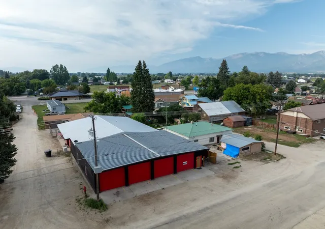 Photo 3 of Single family home for sale at 297 2Nd St, Corvallis, MT 59828 | MLS# 30077254 | Listing updated on 2026-09-14