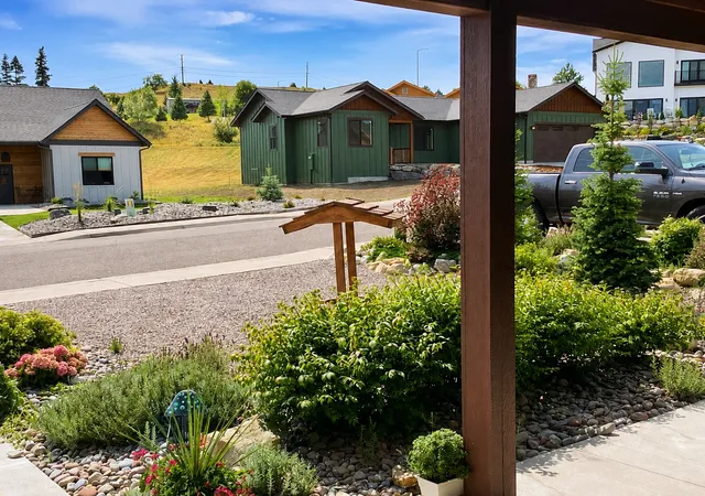 Photo 3 of Single family home for sale at 305 Timberwolf Dr, Polson, MT 59860 | MLS# 30077244 | Listing updated on 2026-10-03