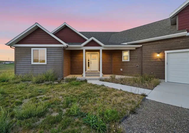 Photo 2 of Single family home for sale at 17 Durango Trl, Three Forks, MT 59752 | MLS# 30077064 | Listing updated on 2026-10-06