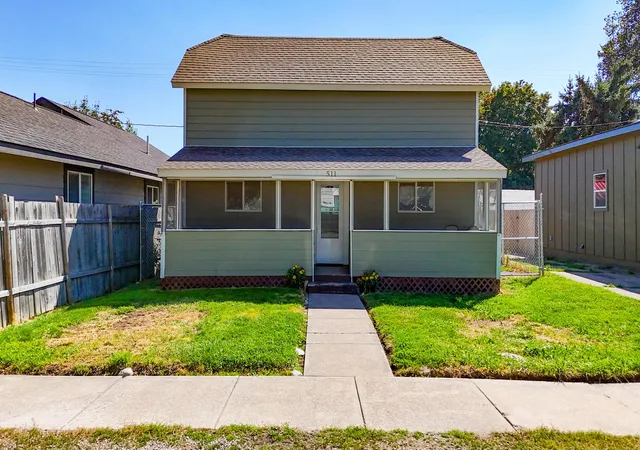 Photo 1 of Single family home for sale at 511 Buchanan St Sw, Ronan, MT 59864 | MLS# 30077270 | Listing updated on 2026-09-12