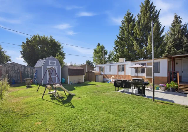 Photo 3 of Manufactured home for sale at 6331 Buena Vista Loop W, Missoula, MT 59808 | MLS# 30077259 | Listing updated on 2026-09-04