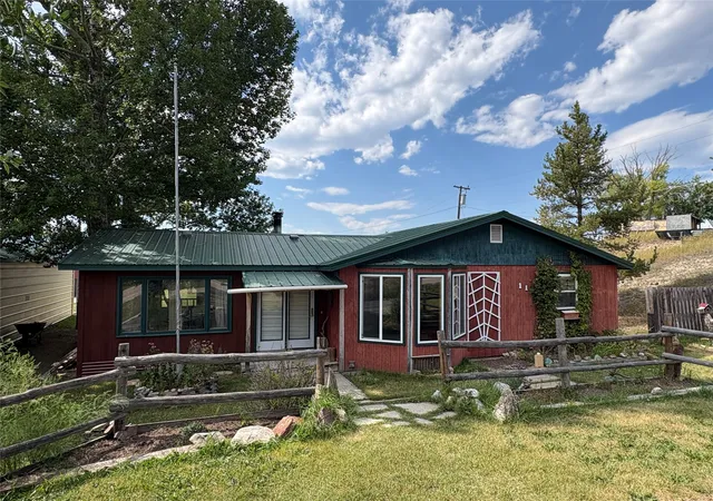Photo 2 of Single family home for sale at 119 N Holland St, Philipsburg, MT 59858 | MLS# 30077317 | Listing updated on 2026-09-07