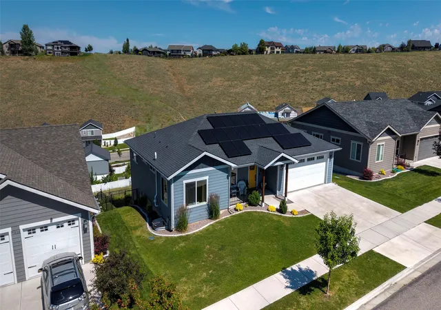 Photo 2 of Single family home for sale at 7012 Jenaya Ct, Missoula, MT 59803 | MLS# 30077385 | Listing updated on 2026-08-30