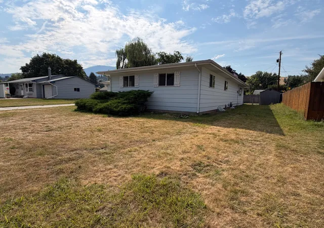 Photo 3 of Single family home for sale at 97 Lacota Dr, Missoula, MT 59803 | MLS# 30077393 | Listing updated on 2026-09-06