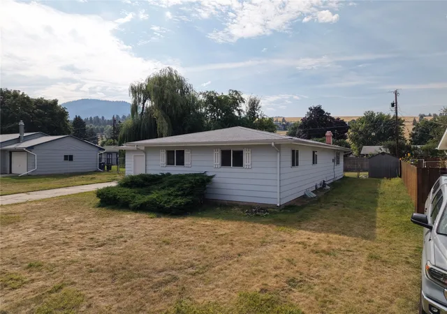 Photo 4 of Single family home for sale at 97 Lacota Dr, Missoula, MT 59803 | MLS# 30077393 | Listing updated on 2026-09-06