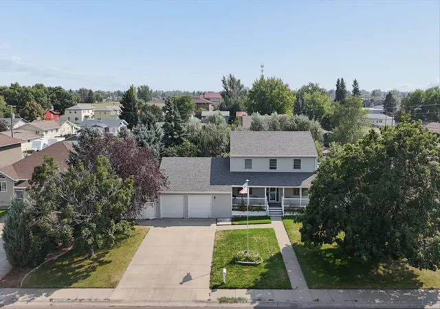 Photo 3 of Single family home for sale at 4404 4th Ave N, Great Falls, MT 59405 | MLS# 30077042 | Listing updated on 2026-09-14